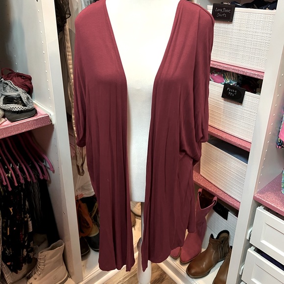 Cardigan - Picture 1 of 3